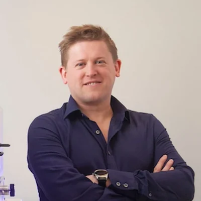 Dr Dave Hughes